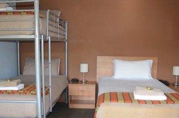Morpeth Lodge Motel - Hervey Bay Accommodation 15