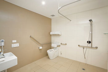 Royal Hotel Randwick - Hervey Bay Accommodation 12