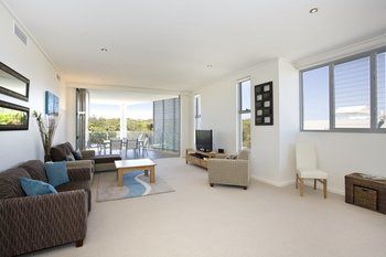 White Shells Luxury Apartments - Hervey Bay Accommodation 8