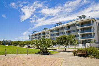 White Shells Luxury Apartments - Hervey Bay Accommodation 26