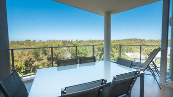 White Shells Luxury Apartments - Hervey Bay Accommodation 32