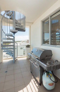 White Shells Luxury Apartments - Hervey Bay Accommodation 33