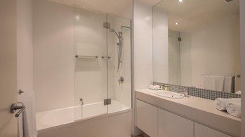 White Shells Luxury Apartments - Hervey Bay Accommodation 40