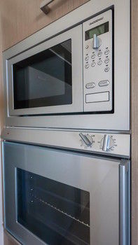 White Shells Luxury Apartments - Hervey Bay Accommodation 57