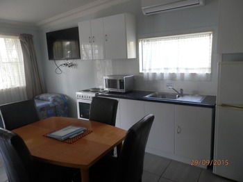 Glenwood Tourist Park & Motel - Hervey Bay Accommodation 23