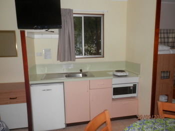 Glenwood Tourist Park & Motel - Hervey Bay Accommodation 25