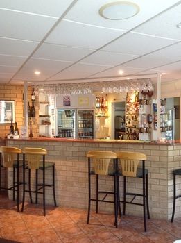 Ashton Townhouse Motel And Suites - Hervey Bay Accommodation 1