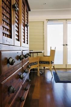 Jonahs Restaurant & Accommodation, Whale Beach - Hervey Bay Accommodation 5