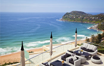 Jonahs Restaurant & Accommodation, Whale Beach - Hervey Bay Accommodation 9