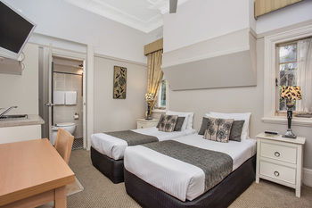 Boronia Lodge Burwood - Hervey Bay Accommodation 3