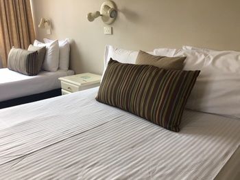 Boronia Lodge Burwood - Hervey Bay Accommodation 22