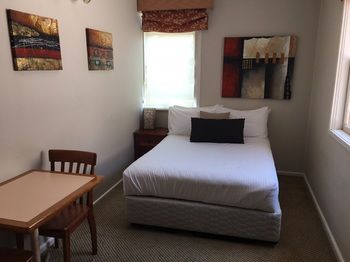 Boronia Lodge Burwood - Hervey Bay Accommodation 26