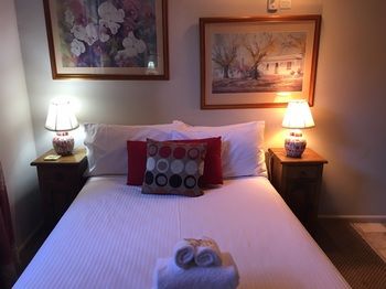 Boronia Lodge Burwood - Hervey Bay Accommodation 27