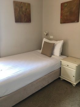 Boronia Lodge Burwood - Hervey Bay Accommodation 28