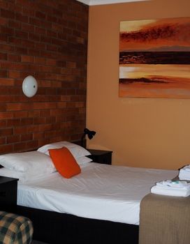 Hilldrop Motor Inn - Hervey Bay Accommodation 16