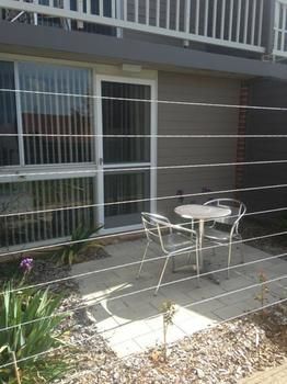 Bathurst Apartments - Hervey Bay Accommodation 3