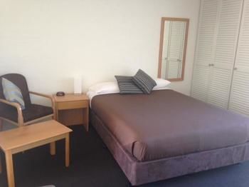 Bathurst Apartments - Hervey Bay Accommodation 13