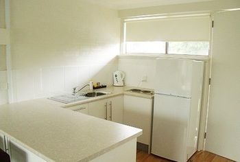 Bathurst Apartments - Hervey Bay Accommodation 16