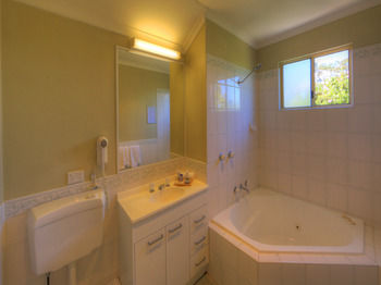 BIG4 Karuah Jetty Holiday Park - Hervey Bay Accommodation 9