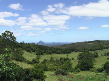Maleny Mountain Retreat - Tourism Hervey Bay 7