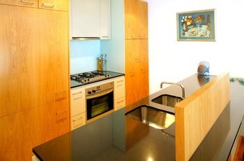 Docklands Serviced Apartments - Hervey Bay Accommodation 1