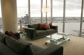 Docklands Serviced Apartments - Hervey Bay Accommodation 4