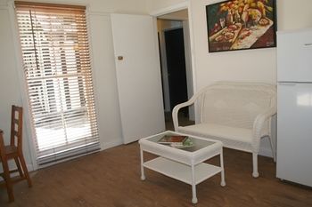 Tudor Cottages Mt Dandenong - Hervey Bay Accommodation 27