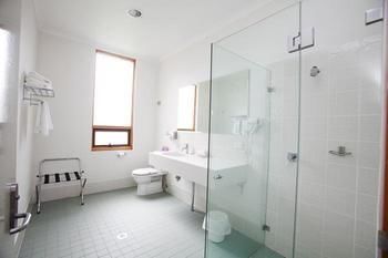 Hunter Valley Hotel Academy - Hervey Bay Accommodation 4