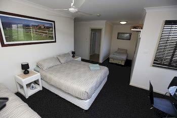 Across Country Motel And Serviced Apartments - Tourism Hervey Bay 14