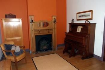 Sidney's Retreat - Hervey Bay Accommodation 3