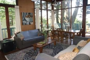 Sidney's Retreat - Hervey Bay Accommodation 5