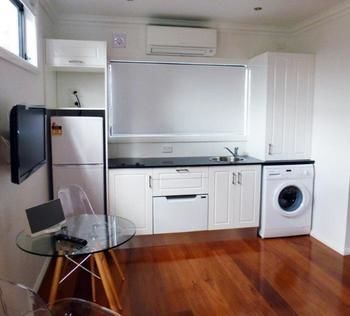 Studio@the Close Morpeth - Hervey Bay Accommodation 9