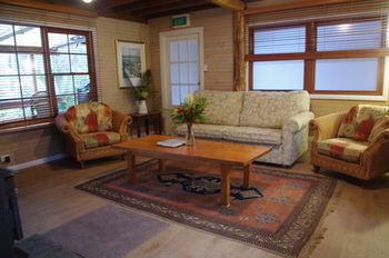 Bawley Bush Retreat And Cottages - Hervey Bay Accommodation 74