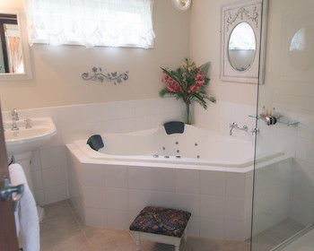 The Heart Of Emerald Bed & Breakfast - Hervey Bay Accommodation 14
