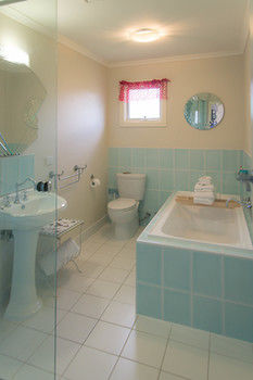 The Heart Of Emerald Bed & Breakfast - Hervey Bay Accommodation 42