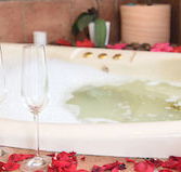Lakeside Cottage - Hervey Bay Accommodation