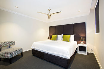 Astina Serviced Apartments - Parkside - Hervey Bay Accommodation 3