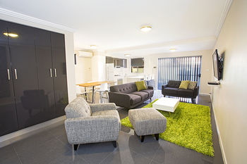 Astina Serviced Apartments - Parkside - Hervey Bay Accommodation 6