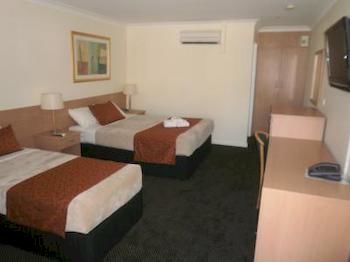 Voyager Motel - Hervey Bay Accommodation 1
