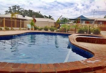 Tooleybuc Motel - Hervey Bay Accommodation 2