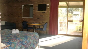 Tooleybuc Motel - Hervey Bay Accommodation 11