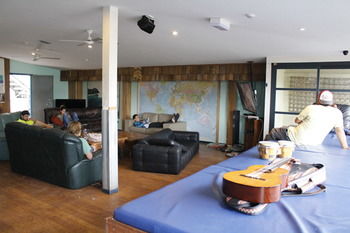 Boardrider Hostel/Backpacker & Budget Motel - Hervey Bay Accommodation 9