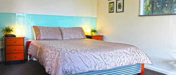 Valley Farm Vineyard Cottages - Hervey Bay Accommodation 16