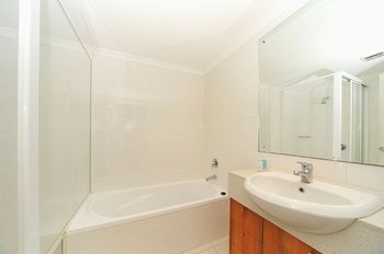 Waldorf Waitara Residential Apartments - Tourism Hervey Bay 8