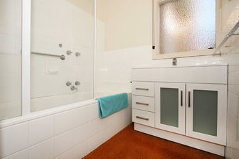Lisson Holiday Rental - Hervey Bay Accommodation 0