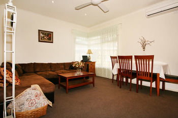 Lisson Holiday Rental - Hervey Bay Accommodation 2