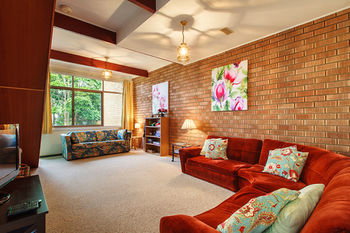 Mollymook Beach Units - Hervey Bay Accommodation 17