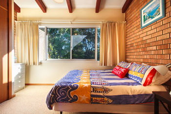 Mollymook Beach Units - Hervey Bay Accommodation 23