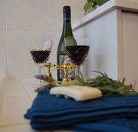 LaposAuberge Angara Bed and Breakfast - Hervey Bay Accommodation