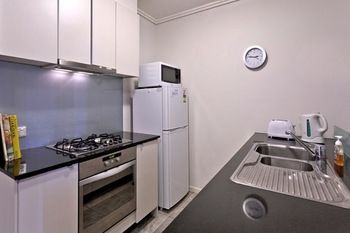 Bayviews Apartment - Hervey Bay Accommodation 8